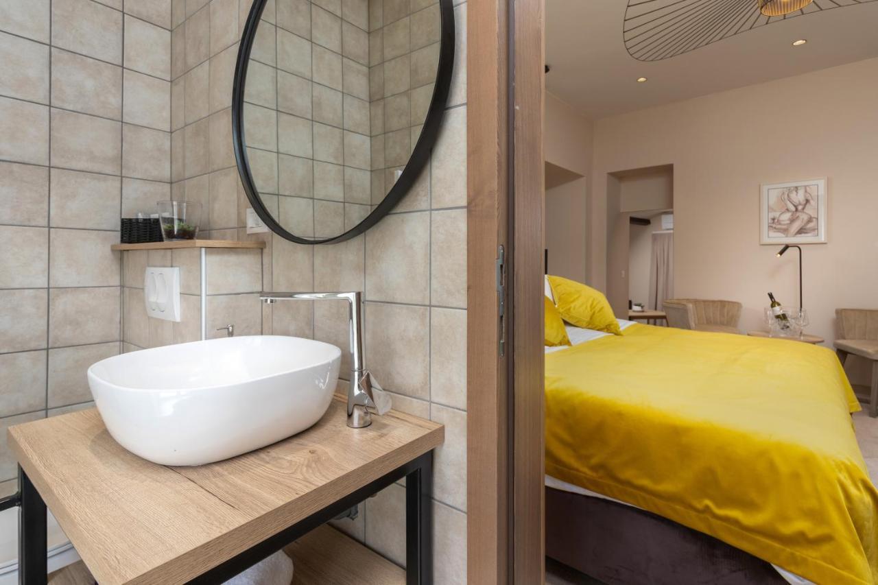 Exclusive Rooms In Casa Manzolin Porec Exterior photo